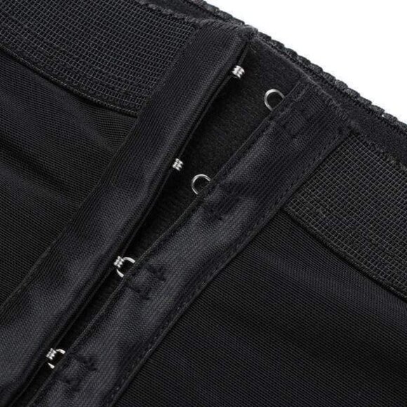 🖤 Contouring High-Waist Hook & Eye Front Sculpting Shapewear Shorts – Lace Trim - Picture 7 of 8